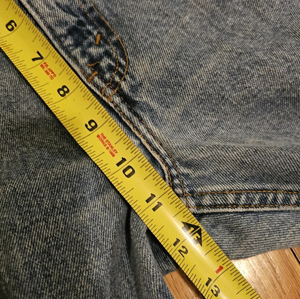 Vintage Levi’s 505 Regular Fit Straight Denim Blue Jeans Men's 33X32
